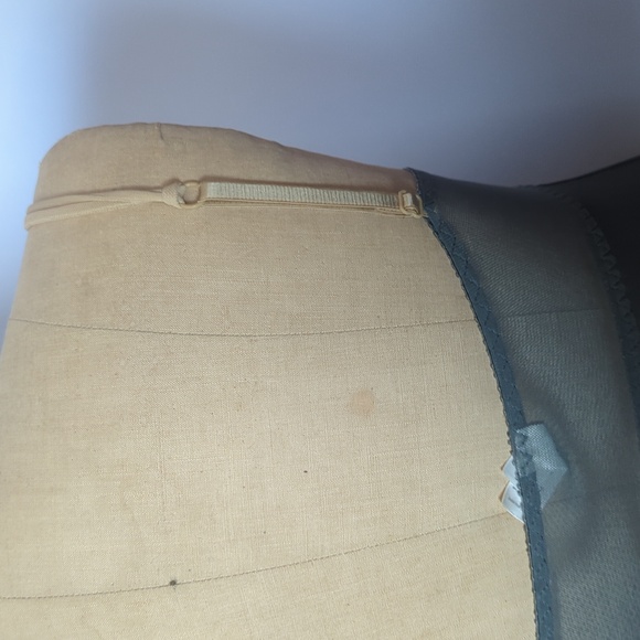 Vintage Victoria's Secret Maxi Slip Lingerie - Picture 6 of 7